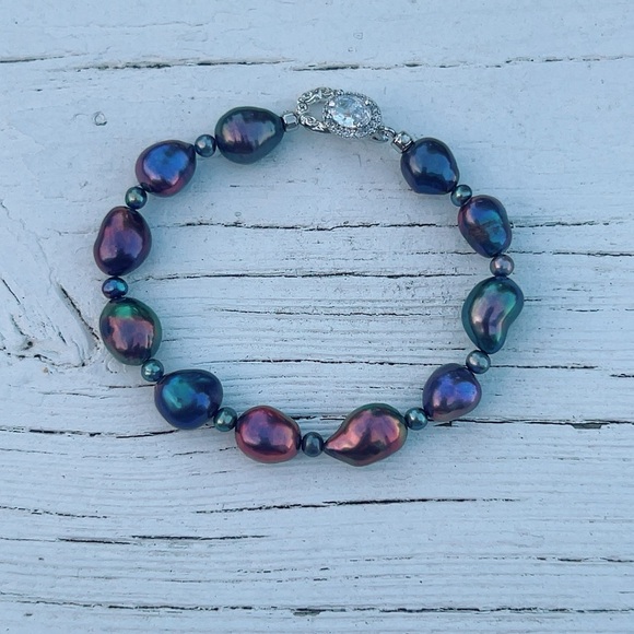 S96 Handmade Freshwater Baroque Pearl Bracelet - Picture 4 of 5